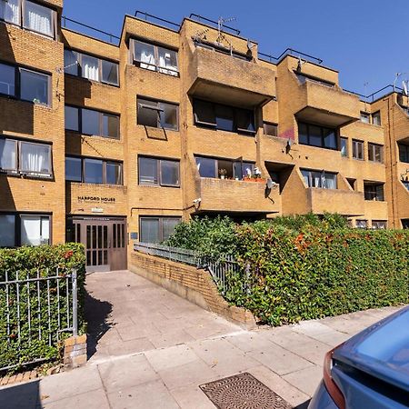 Luxury 3 Bedroom Flat With Balcony In Westbourne Park Londres Exterior foto